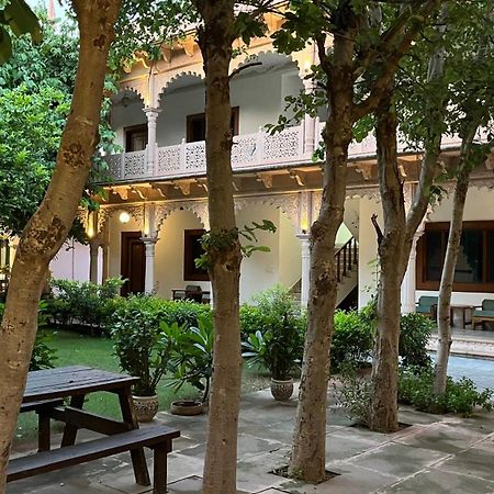 Hotel Sunbird Bharatpur Εξωτερικό φωτογραφία